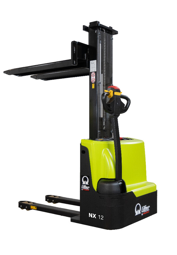 NX12_3-4 Left Lateral View_Forks up.jpg - [117476]