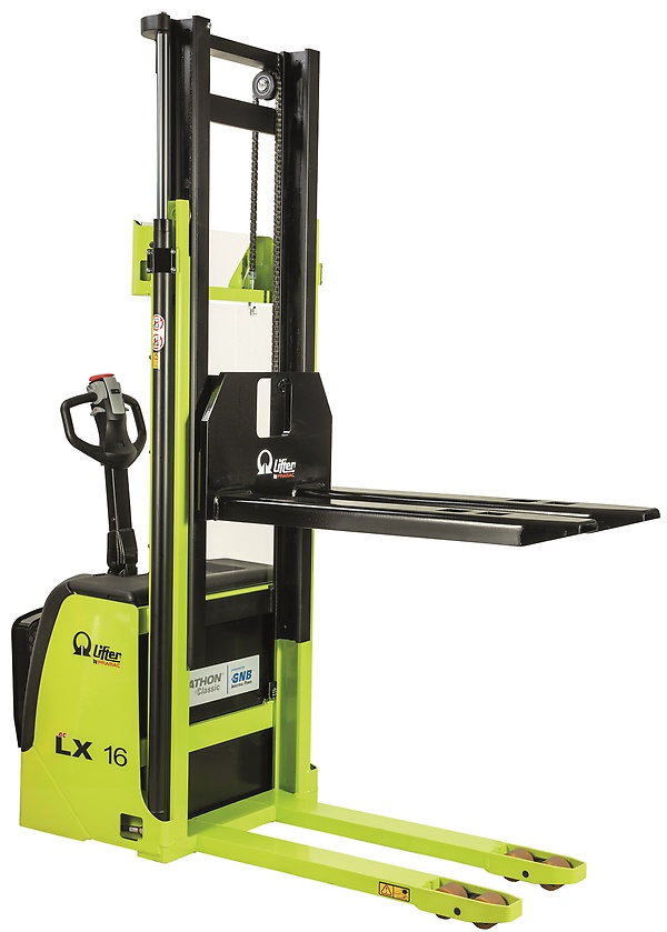 LX16_ front view_right_ forks middle.jpg - [38976]